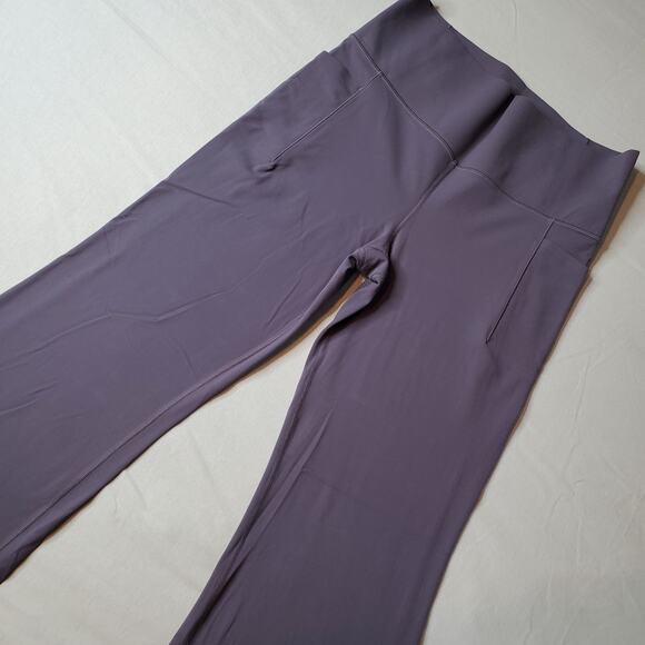 Athleta Pants - Athleta Women's Size XL Salutation Stash Flare Pant Purple 465607